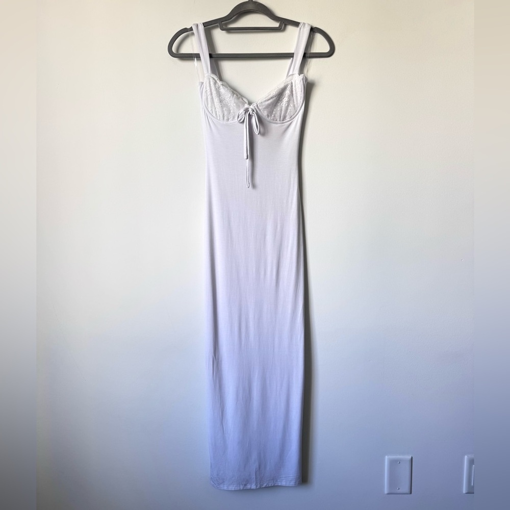 Outcast Dionne Maxi White Dress - Size XS - Picture 6 of 10